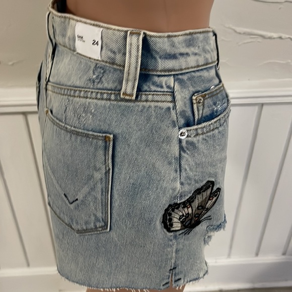 Hudson butterfly Jean shorts - Picture 3 of 7